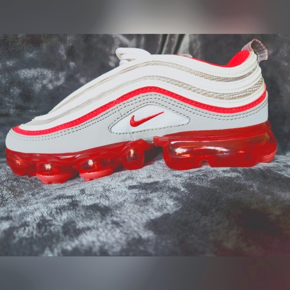 Nike 97 Vapermax GS US 5 Women's Y 3.5 Atmosphere-Gray/Red/Reflective White - Picture 7 of 8